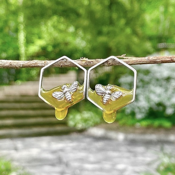 Brandywine Jewelry Nwt Dripping Honey Earrings Poshmark